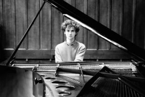 Concerten zomercursus jonge pianisten @ Pauwehof / Oude Kerk, Heemstede